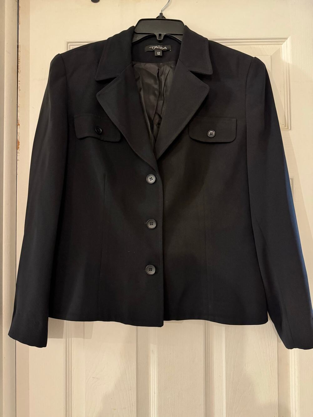 TAÏGA Black Structured 3-Button Flap Pocket Blazer Jacket Size 12